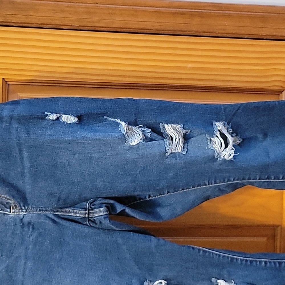 Torrid jeans - Picture 2 of 7